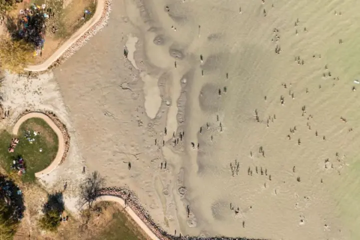 Исчезнување на глечери, уништени села, топлина во Лапонија: Кои климатски рекорди ја одбележаа 2025 година?