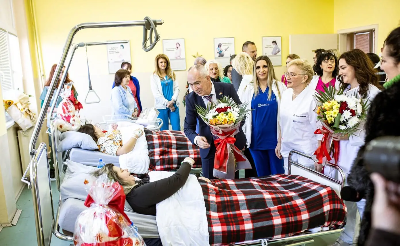 Првите жители на Битола во 2026 – Коњановски им посака бериќет и радост