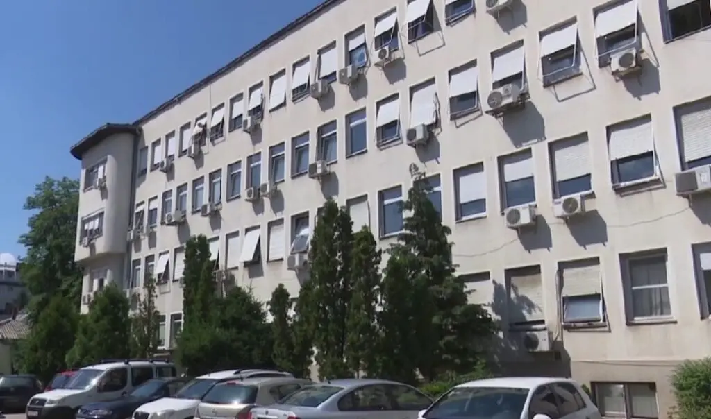 МЗ ги разгледува можностите за медицинското згрижување во Македонија на повредените од Швајцарија