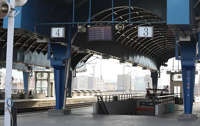 Делумен прекин на железничкиот сообраќај, во бојкот дел од машинскиот и извршниот персонал