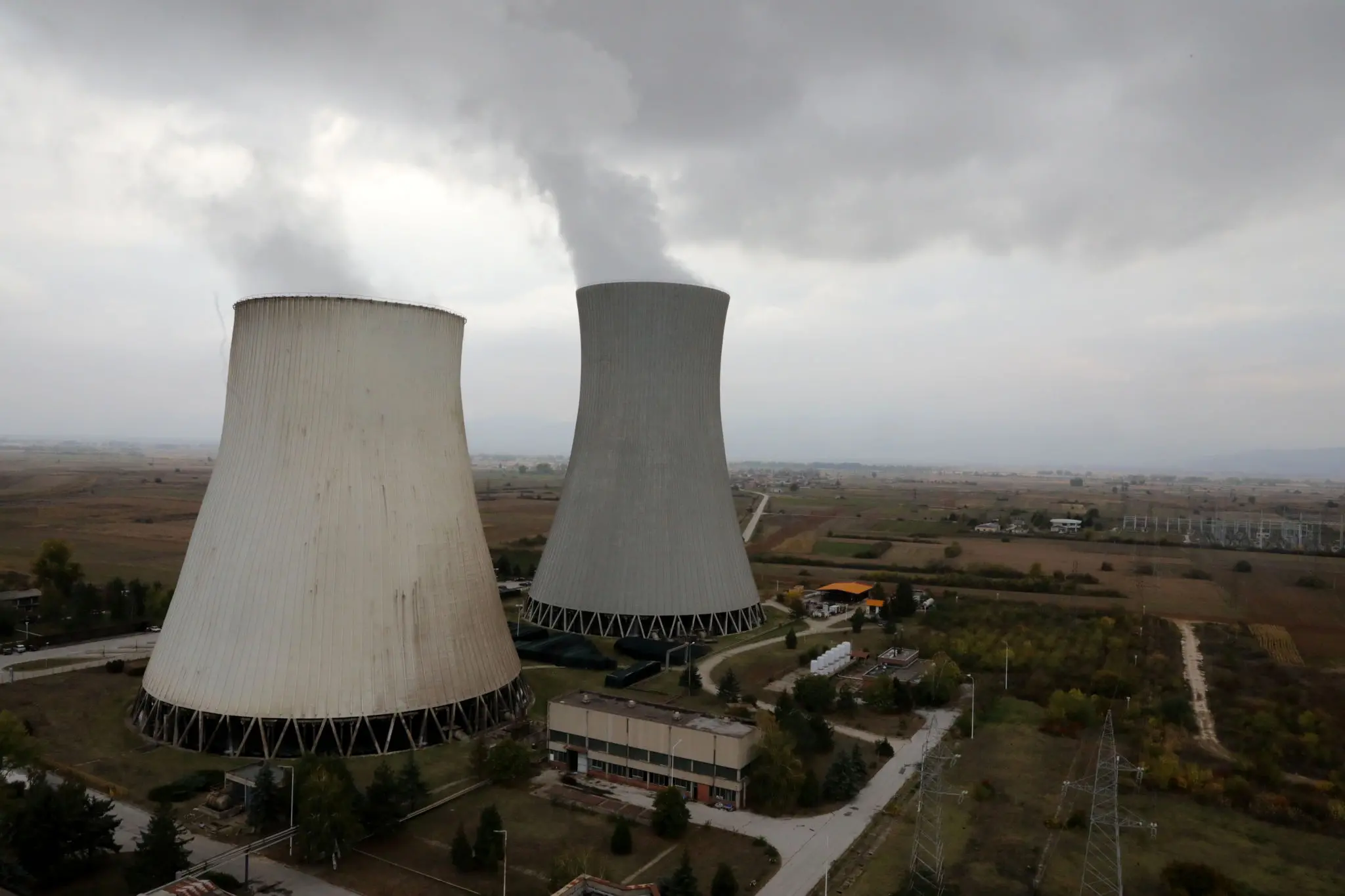 Обвинение против осум физички и едно правно лице за злоупотреби со набавки во РЕК Битола