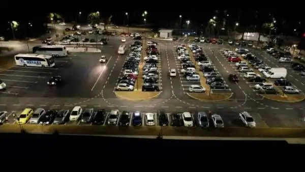 ЈП Паркинзи Битола со соопштение - Утре паркингот пред спортската сала ќе биде затворен за комерцијално работење