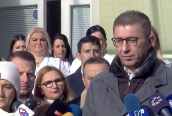 Мицкоски за Венецуела: Апсолутно стоиме до потезите на САД