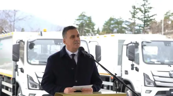 Хоџа: Со инвестиција од 11 милиони евра, доделуваме опрема за селекција на отпад на 18 општини во Пелагонија и Југозападниот регион