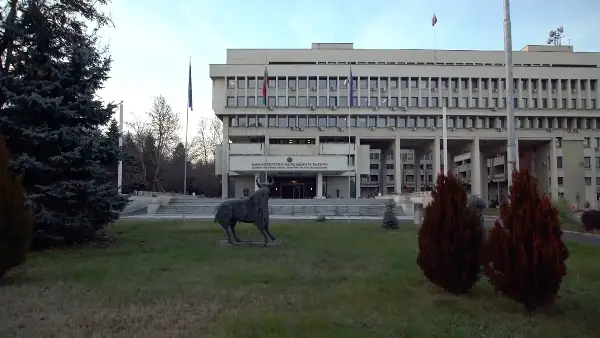 МНРиНТ: Наместо неаргументирани коментари, од Бугарија очекуваме европско однесување, почит и признавање на македонскиот јазик