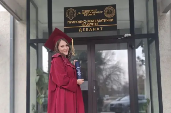 Марија Стојковска дипломира како најдобар студент по математика за 3 години, 9 месеци и 3 дена: „Личен придонес ќе ми биде ако изградам љубопитност за математиката“