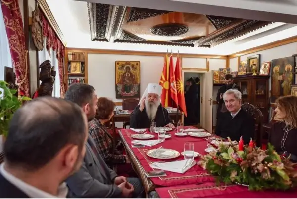 Божикна средба кај архиепископот Стефан