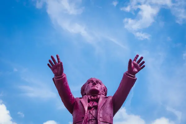 „Њујорк тајмс“ ве повикува – дојдете во Бајројт на 150-тиот фестивал „Вагнер“