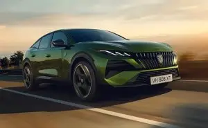 ПРЕМИЕРА: Peugeot го претстави освежениот 408!