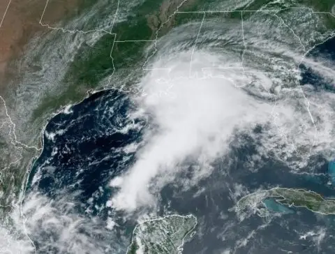 Белгија погодена од бурата „Горети“, во делови од земјата прогласен портокалов метеоаларм