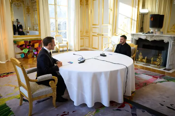 Колку војници ќе испратат Франција и Британија во Украина?