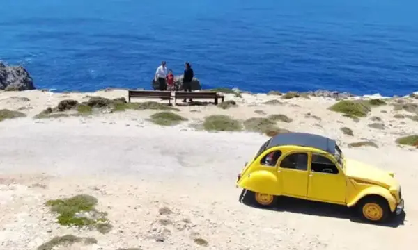 Грција повикува луѓе да живеат на остров: Бесплатно сместување, храна и 500 евра месечно (ВИДЕО)