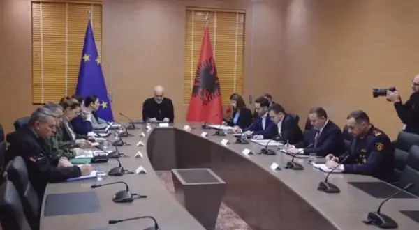 🎥 ПОД ВОДА ПОВЕЌЕ ОД 13.000 ХЕКТАРИ ЗЕМЈОДЕЛСКО ЗЕМЈИШТЕ Во Албанија поплавени 1.587 домови и други објекти