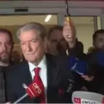 Бериша до граѓаните: Каде и да видите министри, фрлајте по нив јајца или домати, зашто се главни виновници за поплавите