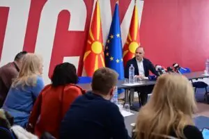 (ВИДЕО) Филипче: Масовниот надзор на граѓаните со 65 илјади камери мора да биде под контрола