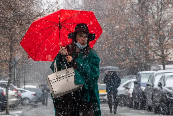 Претпладне повремени врнежи од дожд, попладне од снег