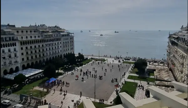 ШОПИНГ ТРЕСКА ВО НАЈАВА: Еве кога започнуваат големите зимски попусти во Грција