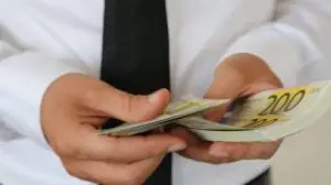 Државата го потроши речиси целиот дел од Унгарскиот кредит предвиден за македонските компании