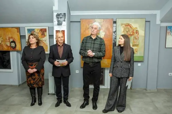 ретроспективна изложба на методија Ивановски - Менде  /1929-1995/ во родната Битола