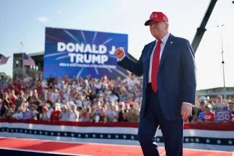 Расте бројот на загинати во Иран – Трамп: Подготвени сме да помогнеме