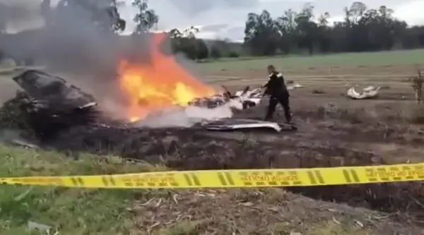АВИОНСКА НЕСРЕЌА ВО КОЛУМБИЈА: Шест лица меѓу кои и популарниот колумбиски пејач Јеисон Хименес загинаа при пад на приватен авион