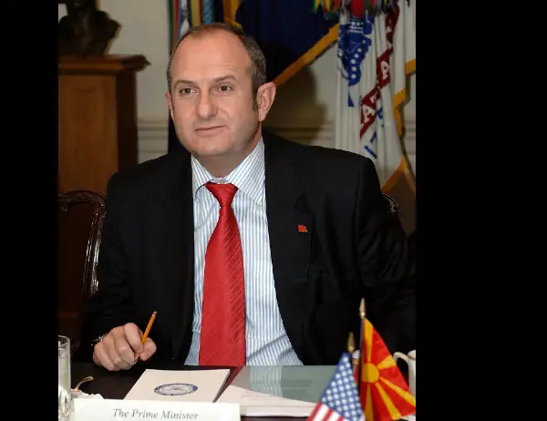 Бучковски отвори сопствен бизнис, поранешниот премиер стана сопственик на трговска компанија