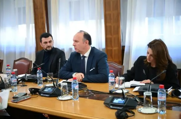 Гаши е за редовни избори, но не и за техничка влада