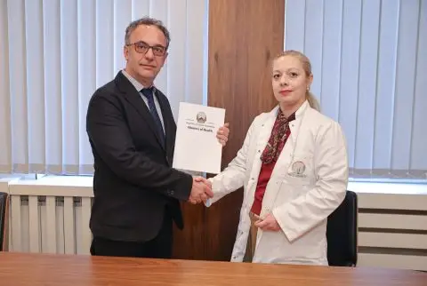 Здравствените работници и студентите по медицина и стоматологија ќе може бесплатно да се вакцинираат против хепатитис Б