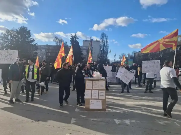 Протест на кумановци за ретроактивно оданочување