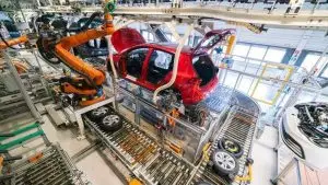 Фолксваген планира да заштеди милијарда евра во производството