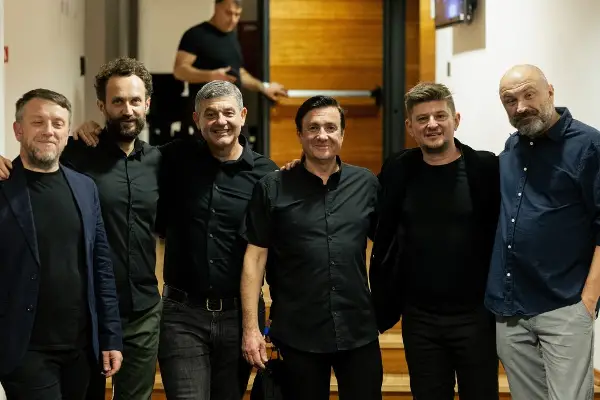 Не можам да прифатам музиката да се слуша само на интернет без директно и меѓусебно да комуницираат музичарот и публиката