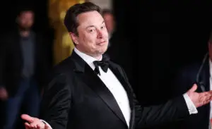 Фон дер Лајен остро го критикуваше X на Маск поради AI содржини со голи жени