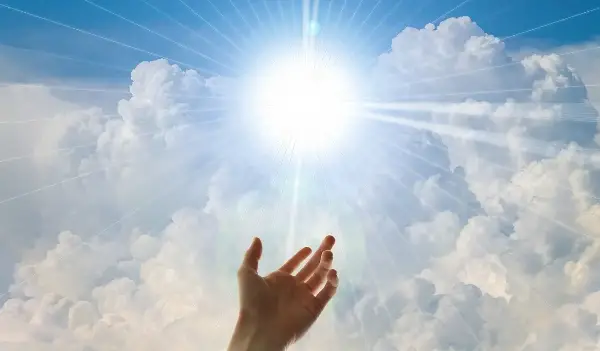 Божја рака ги води овие 2 хороскопски знаци: Од овој датум тие стануваат незапирливи во сè