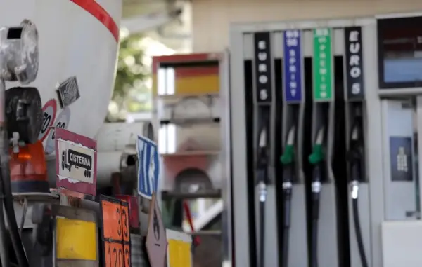 Бензините со нови цени од полноќ