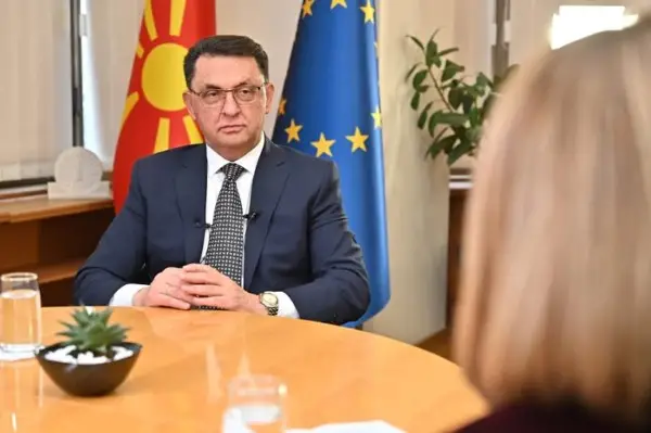 Славески: Инфлацијата е стабилна, декемврискиот раст е резултат на авионскиот превоз