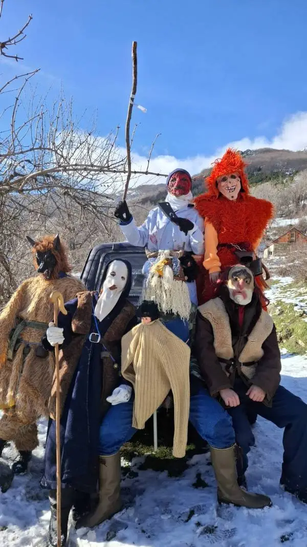 Карневалот во Маловишта чувар на влашкиот идентитет!