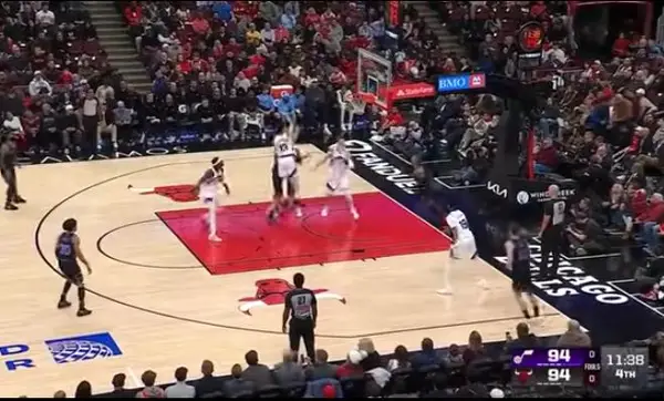 Видео: Вучевиќ го предводеше Чикаго до победа над Јута