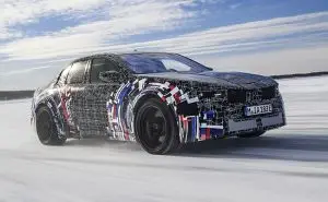BMW полека но сигурно го најавува првиот електричен M-автомобил