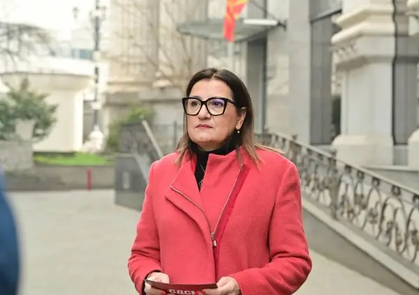 ТРЕНЧЕВСКА ОТКРИВА ЗОШТО СДСМ ОДБИ УЧЕСТВО НА ЛИДЕРСКАТА СРЕДБА