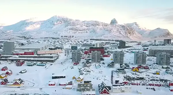 БРОЈНИ ЗЕМЈИ ИСПРАТИЈА ВОЈСКА ВО ГРЕНЛАНД! Европејците ги заобиколуваат НАТО и Трамп