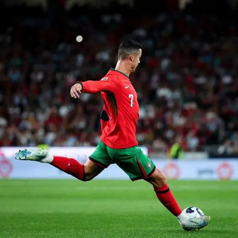 Роналдо лани со најголема заработка меѓу спортистите