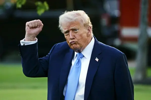 Белата куќа потврди дека Трамп го презема Гренланд: Не е битно што таму се европските војници 