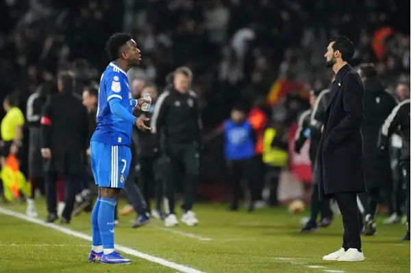 Арбелоа привремено решение „кралскиот клуб“ го бара Клоп