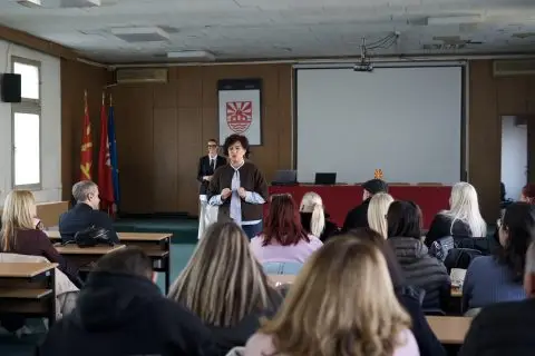 Наставниците од Кисела Вода на подготвителни обуки за европски проекти 