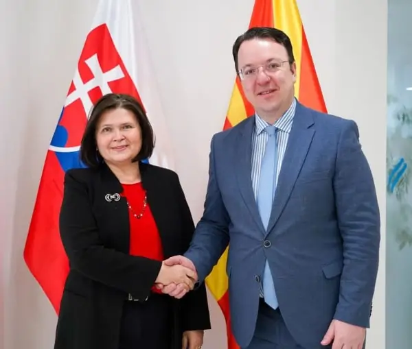 Николоски: Од март нова авиолинија Охрид – Братислава, ќе ги зголемиме економските и туристички врски меѓу двете земји