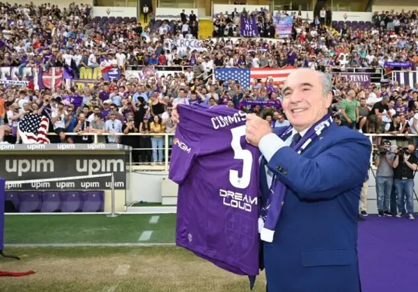 Почина газдата на Фиорентина, Роко Комисо