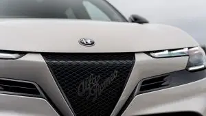 Јуниор држи преку половина од продажбата на Алфа Ромео