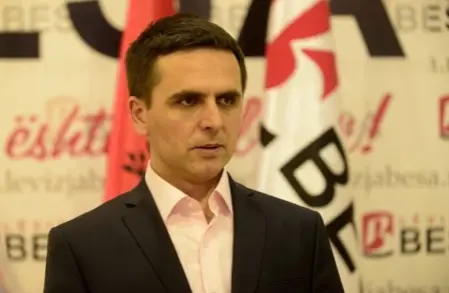 За Касами ИМИЊАТА БИЛЕ КОМУНИСТИЧКИ: Коалициониот на Мицкоски ќе ги прекрстува тетовските улици