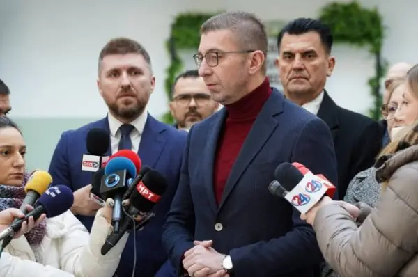 Мицкоски: Проектите кои ги почнавме изминатите 18 месеци ја добиваат својата контура