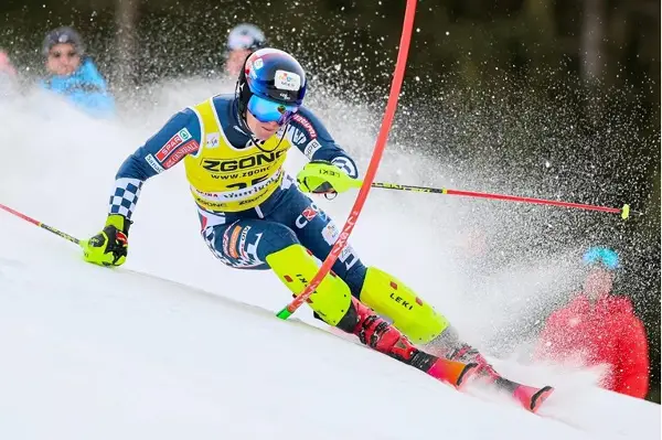 Мек Грат победник на слаломот во Венген